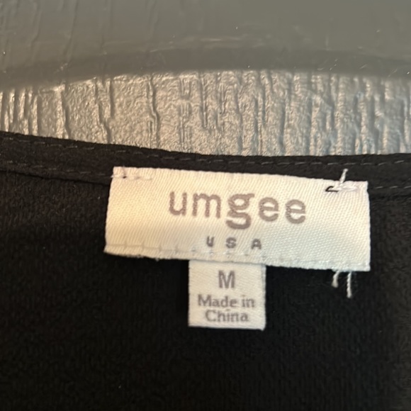 Umgee black blouse medium - Picture 2 of 3